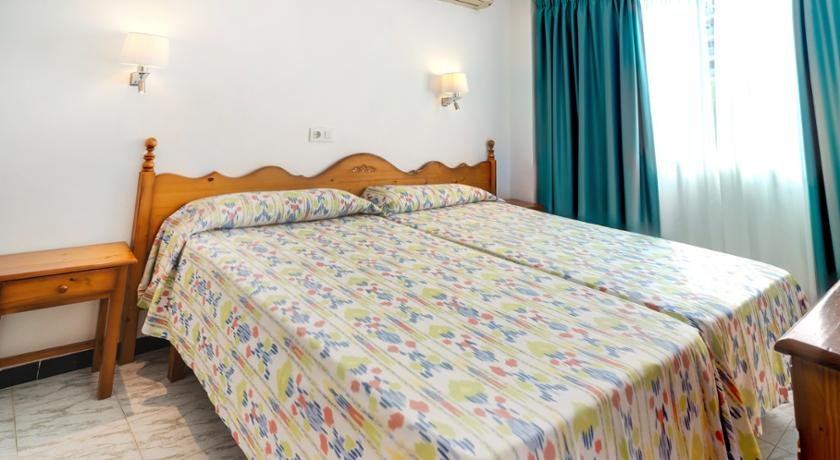 habitacion doble del hotel amic can pastilla en mallorca habitacion doble del hotel amic can pastilla amics hotels