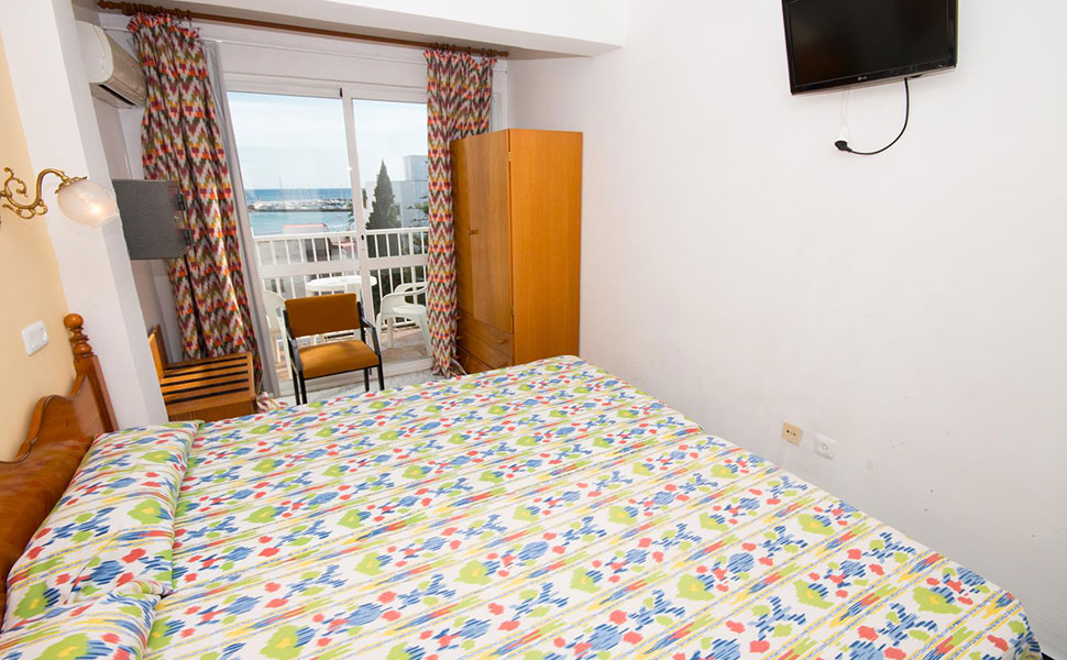 Doppelzimmer mit Terrasse hotel amic can pastilla mallorca Doppelzimmer mit Terrasse hotel amic can pastilla amics hotels