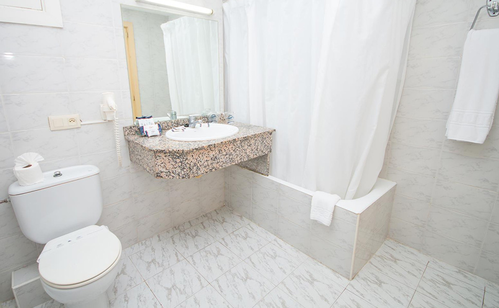 Petite chambre double hotel amic horizonte amics hotels