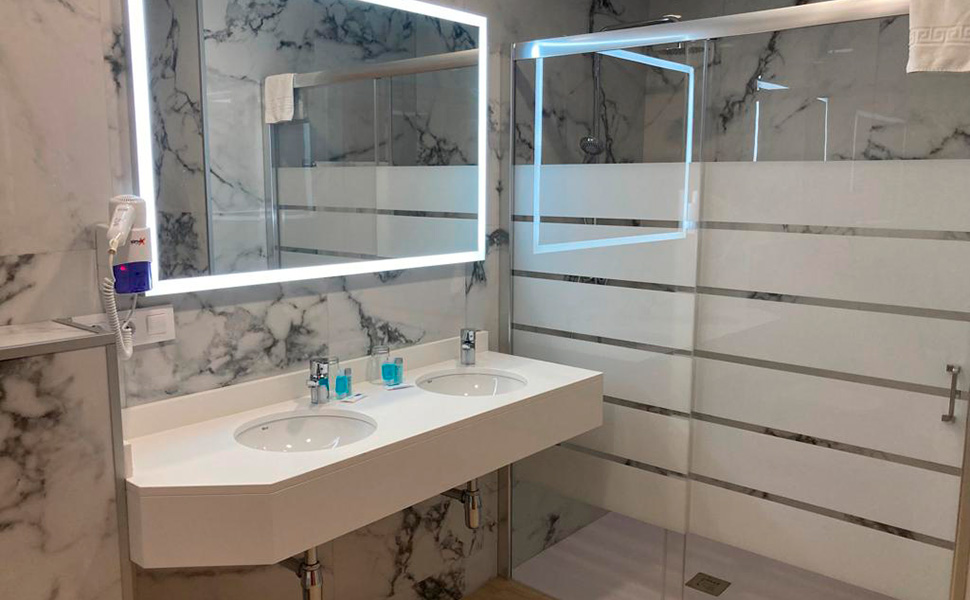 Camera doppia premium del hotel amic colon en mallorca Camera doppia premium hotel amic colon amics hotels