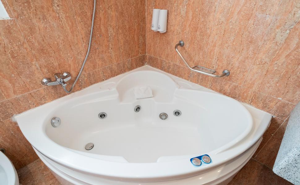 double hydromassage room hotel amic horizonte amics hotels double hydromassage room hotel amic horizonte amics hotels